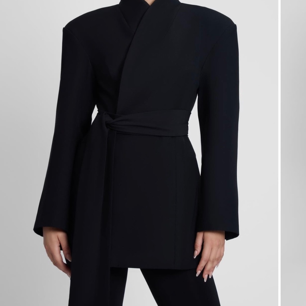 Hourglass Jacket